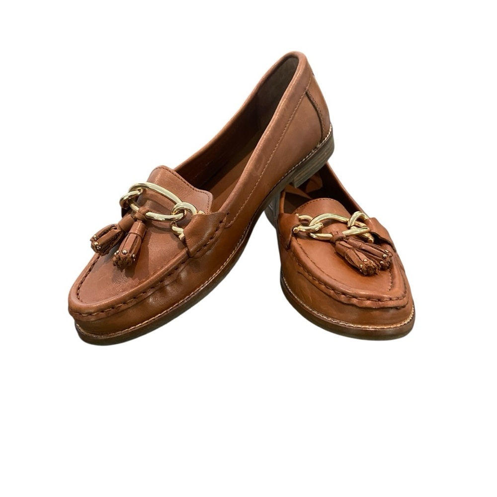 Tan Leather Loafers with Tassel Accent by Moda en Pelle , Sz 7.5. Like new